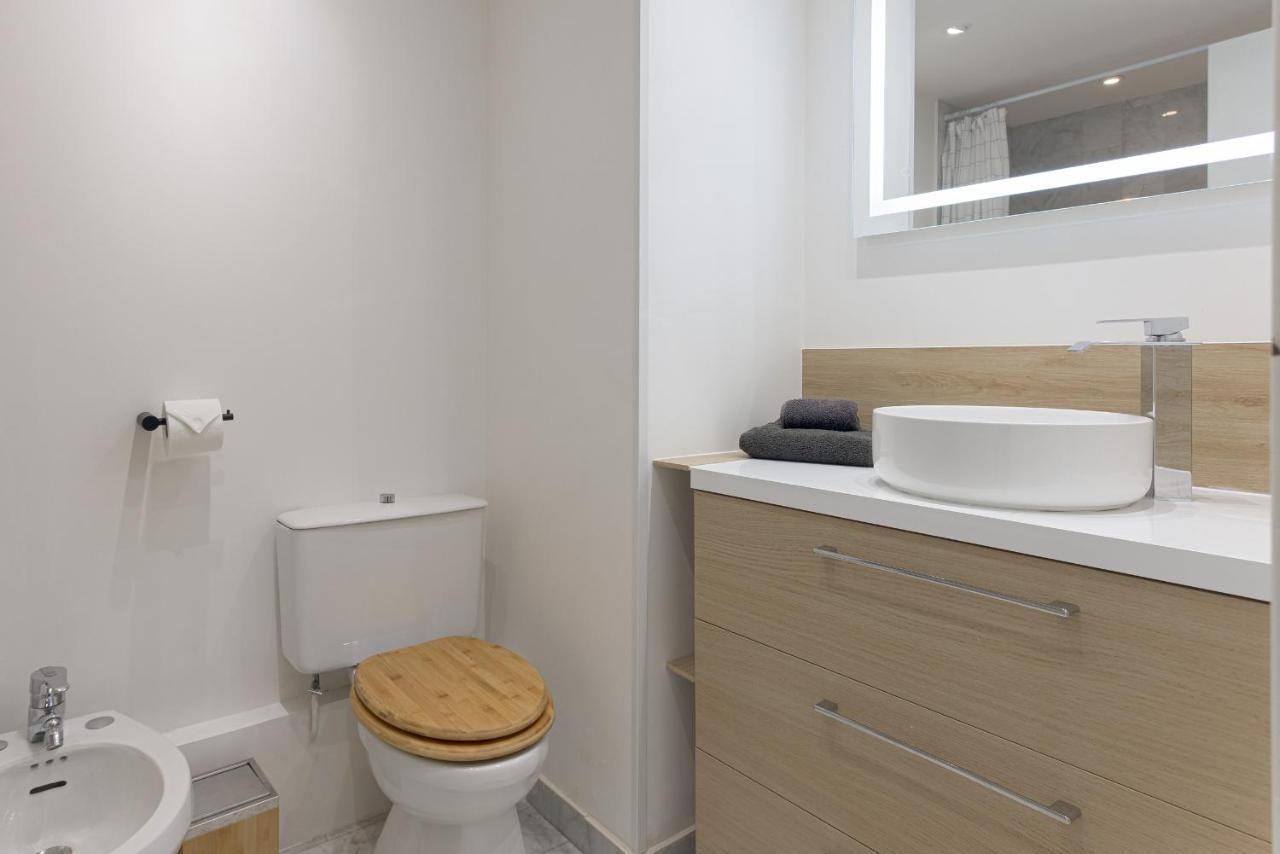 Cosy Studio - Centre Cannes - Terrasse - Clim - Wifi Bagian luar foto